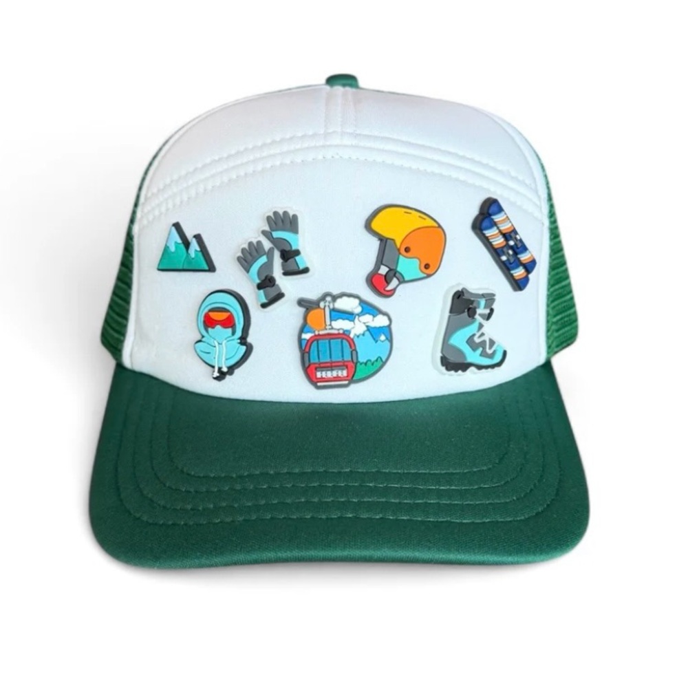 Interchangeable Charm Trucker Hat